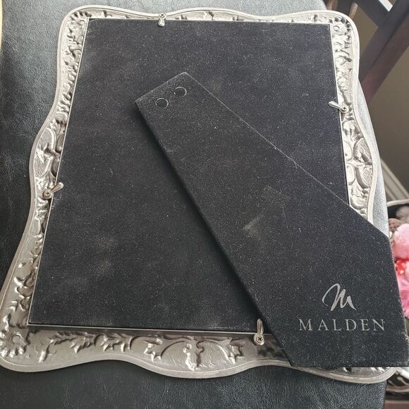 Malden Metal Picture Frame 8×10 - Picture 4 of 6
